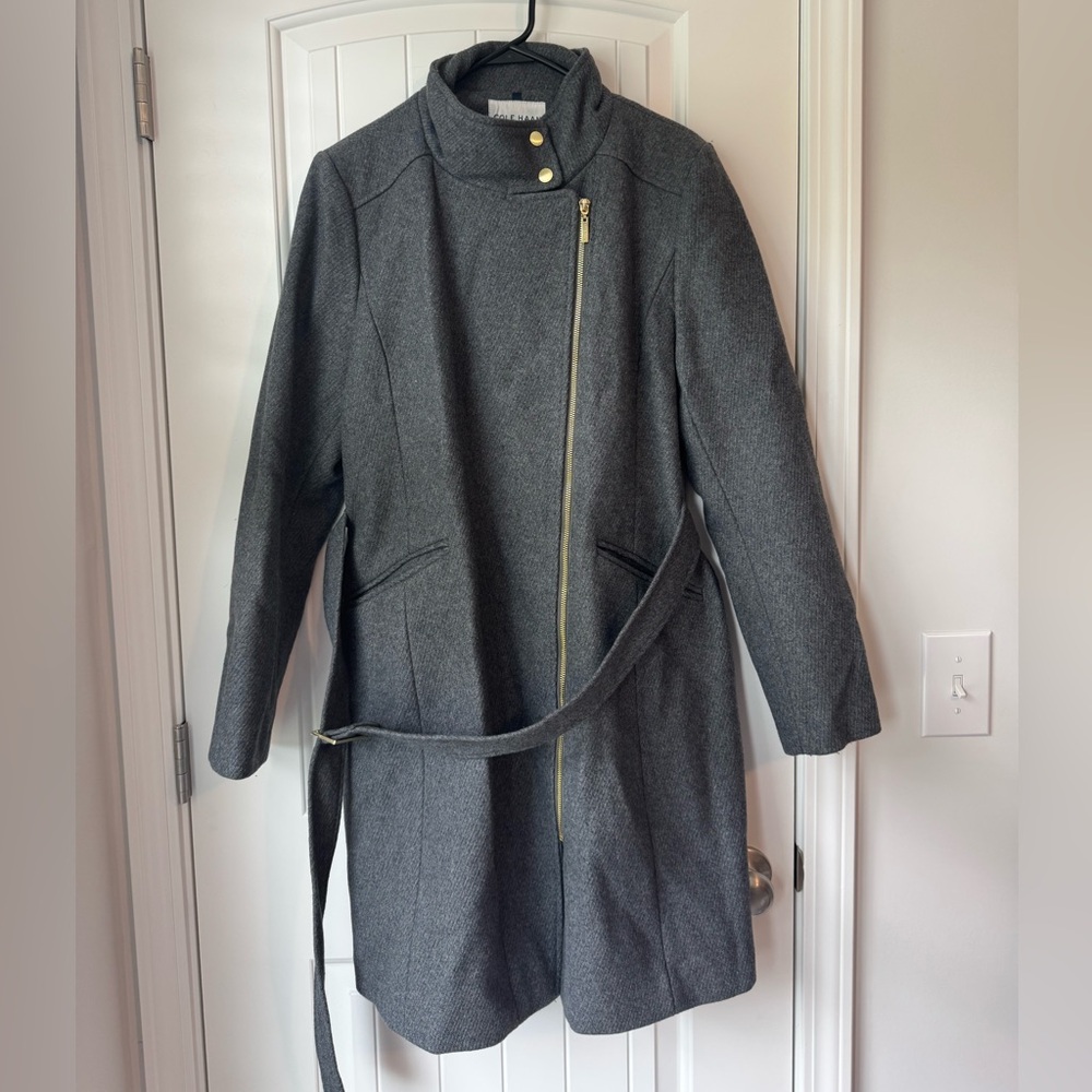Stunning Cole Haan Wool Trench Size 12